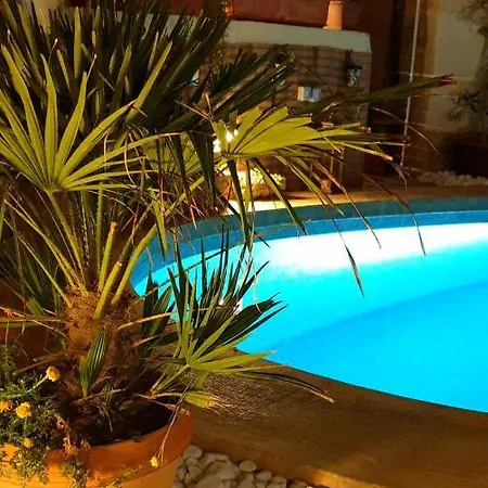 Bedroom Buddha External Bathroom Bed & Breakfast Kerċem