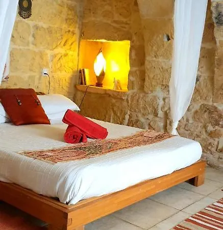 Bedroom Buddha External Bathroom 3* Kerċem