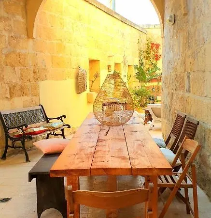 Bedroom Buddha External Bathroom 3* Kerċem