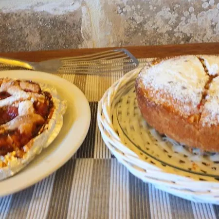 Bed & Breakfast Bedroom Buddha External Bathroom 3*