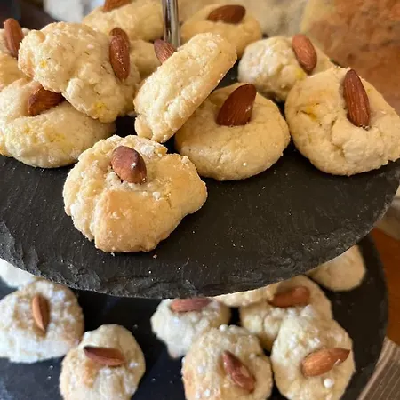 Bed & Breakfast Bedroom Buddha External Bathroom Kerċem