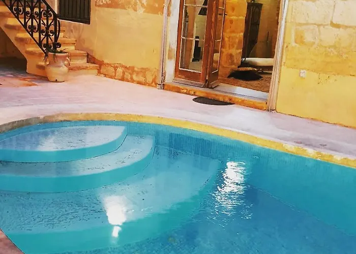 Bedroom Buddha External Bathroom Bed & Breakfast Kerċem