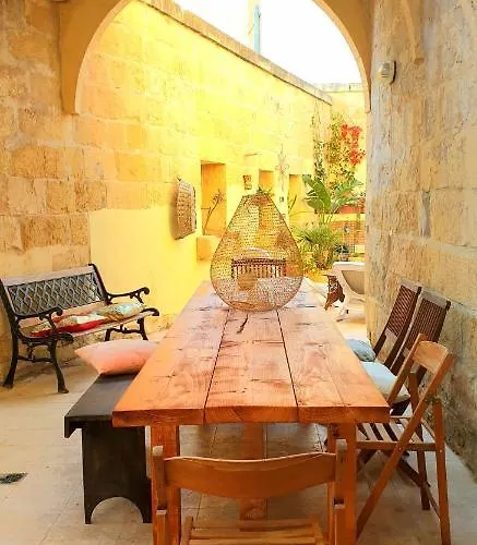 Bedroom Buddha External Bathroom 3* Kerċem