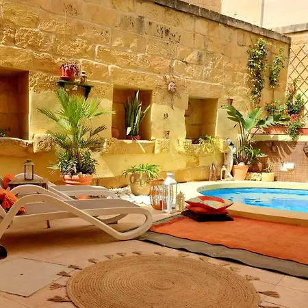 Bed & Breakfast Bedroom Buddha External Bathroom Kerċem