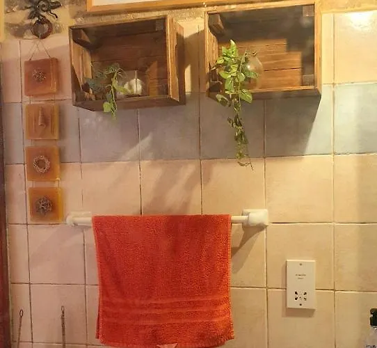 Bedroom Buddha External Bathroom Kerċem