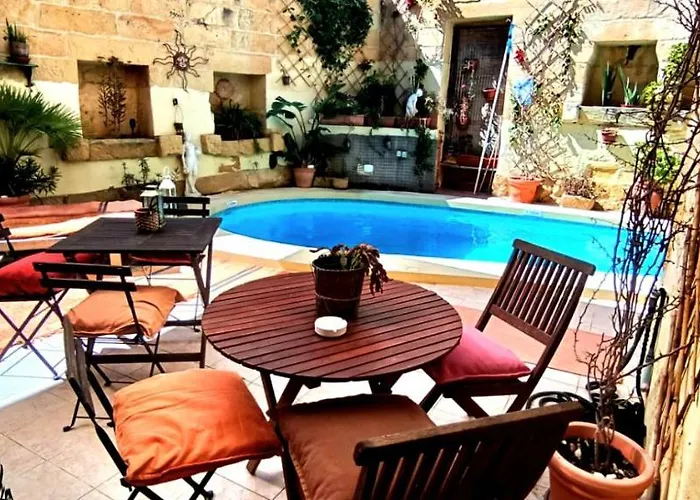 Bedroom Buddha External Bathroom Kercem