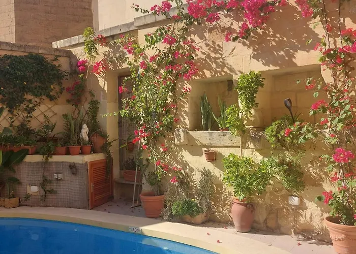 Bedroom Buddha External Bathroom Kercem